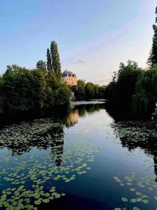Апартаменты Les Rives De L'Indre. Parking Gratuit. Lit 160Cm Шатору Экстерьер фото